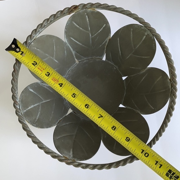 Leaf Design Metal Centrepiece Bowl - Picture 8 of 15